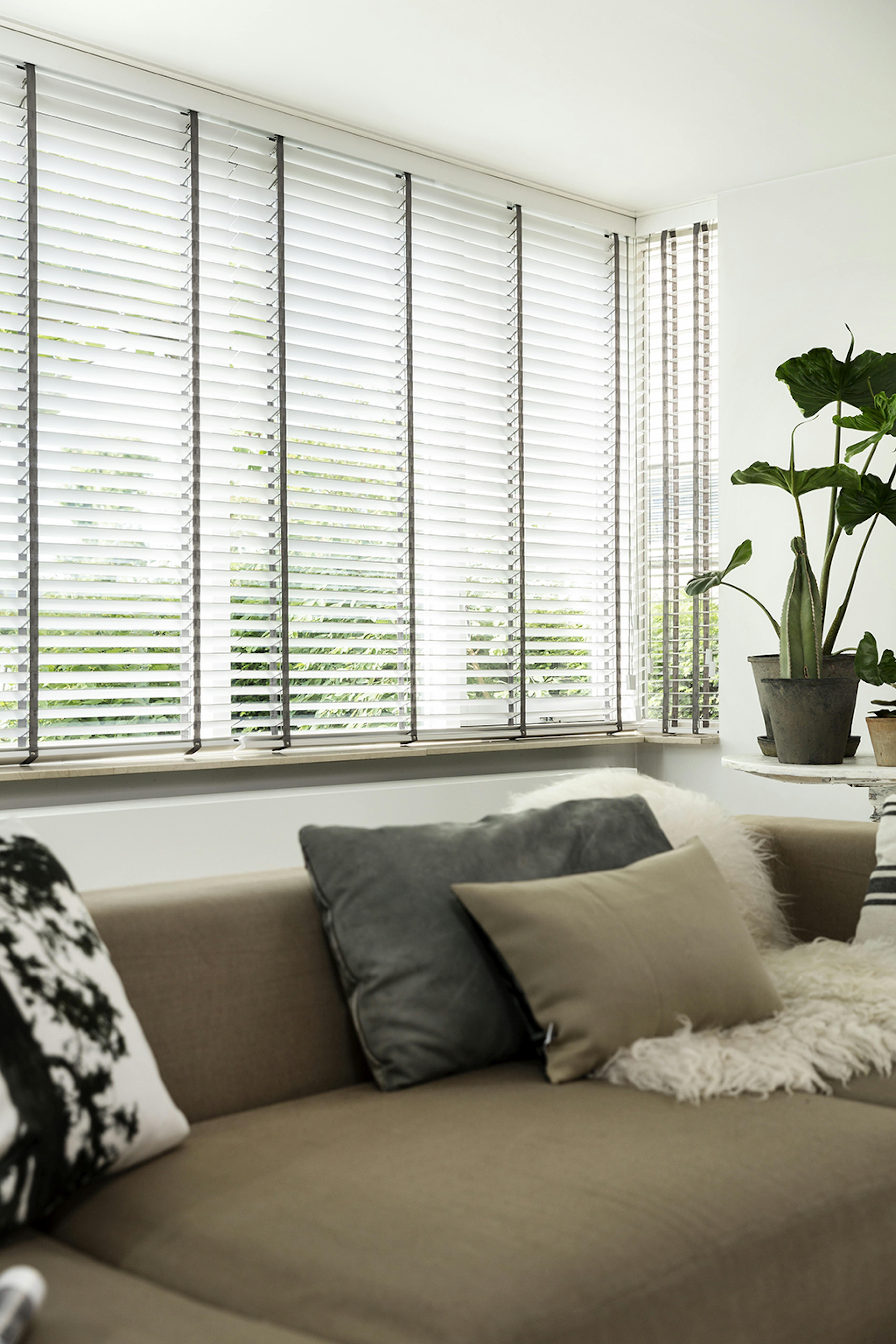 Puur wonen: inspiratie & raamdecoratie Puur wonen: inspiratie & raamdecoratie