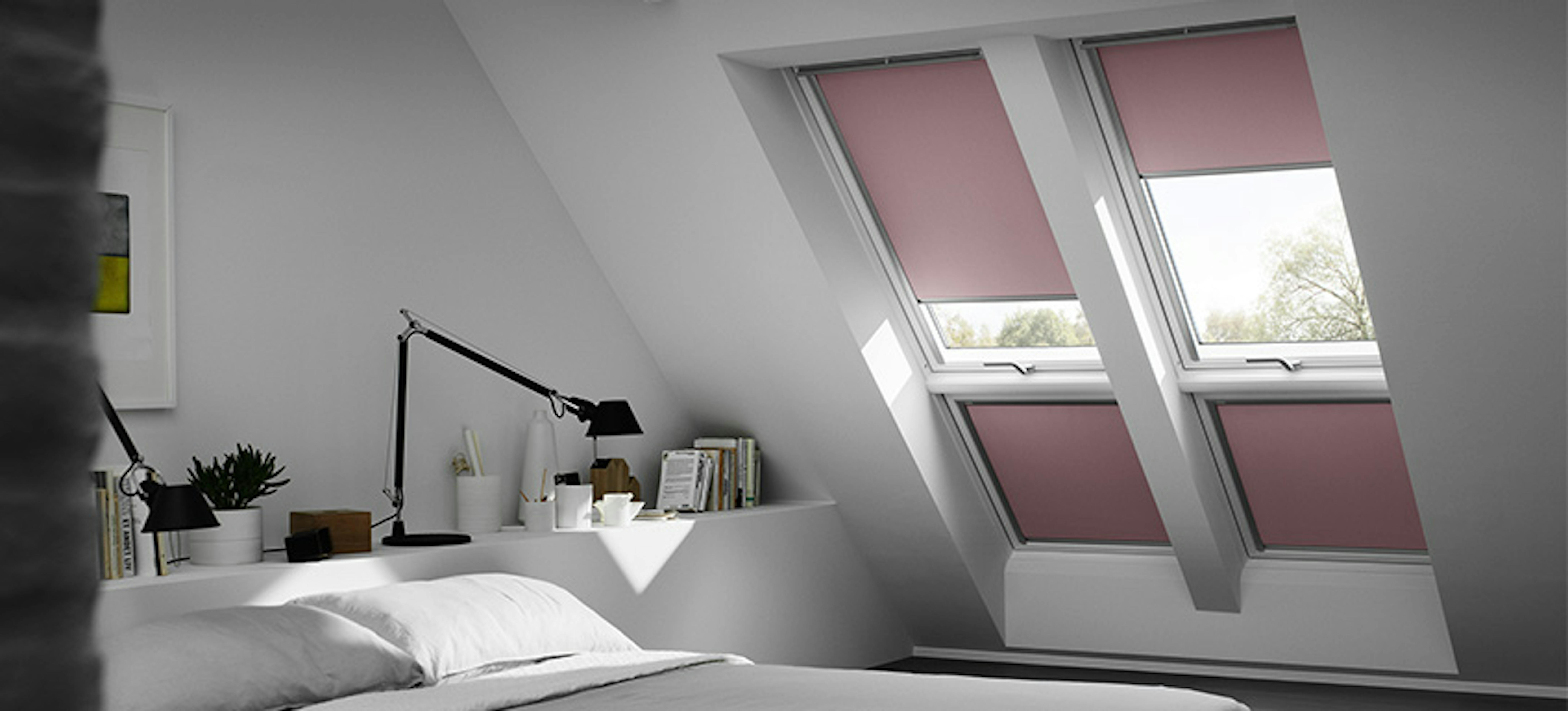 Raamdecoratie voor de zolderkamer Raamdecoratie voor de zolderkamer
