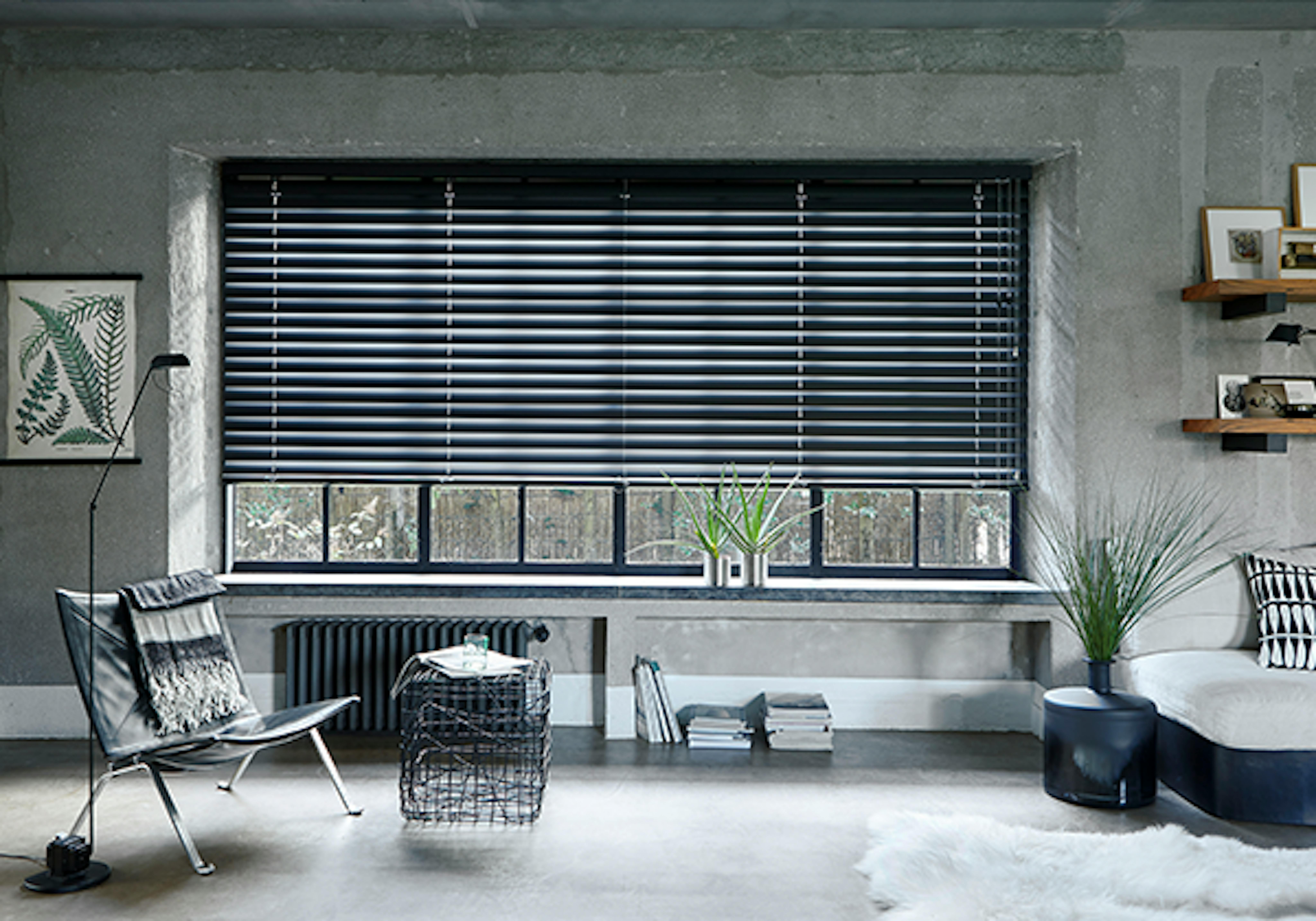 Trend: Aluminium Jaloezieen in industriële interieur Trend: Aluminium Jaloezieen in industriële interieur