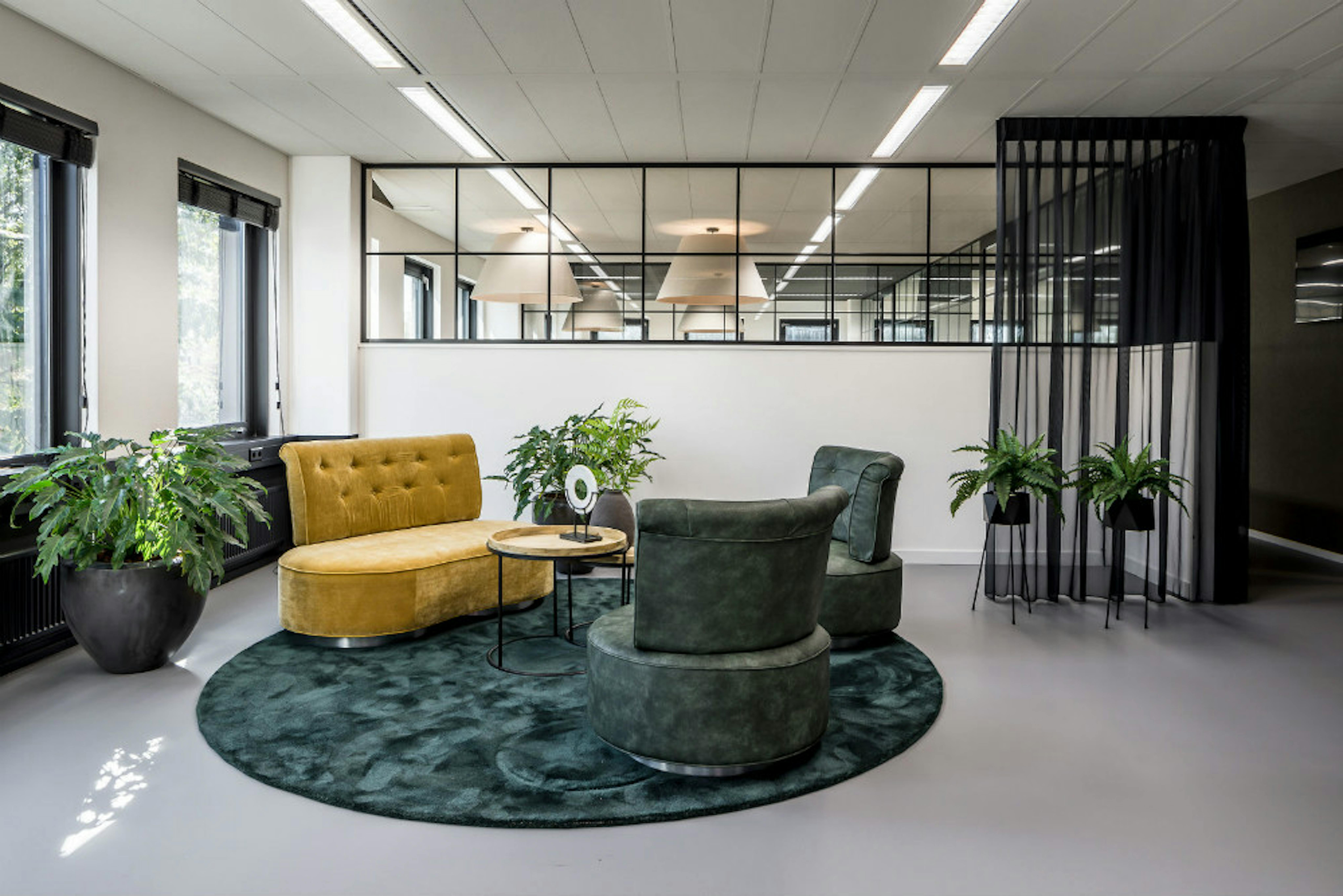 Effectiever vergaderen met de juiste raamdecoratie op kantoor Effectiever vergaderen met de juiste raamdecoratie op kantoor
