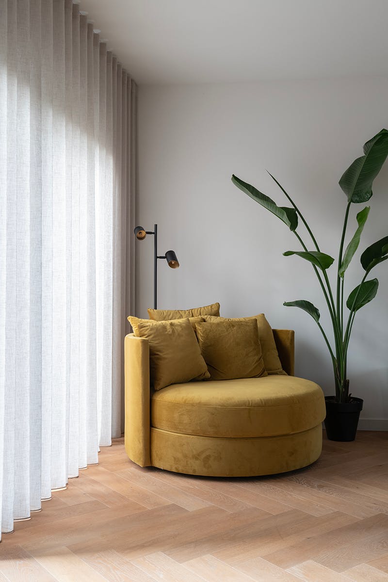 Voorgemaakte Gordijnen: Directe Sfeer en Gemak