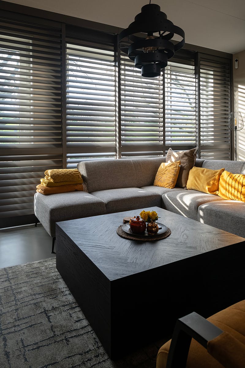 Shutters met schuifrail - inhuis plaza