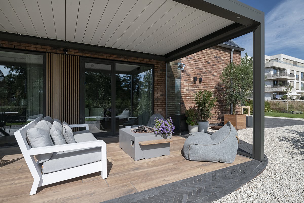 Lamellendak gesloten stand - Brustor b200xl inhuis plaza