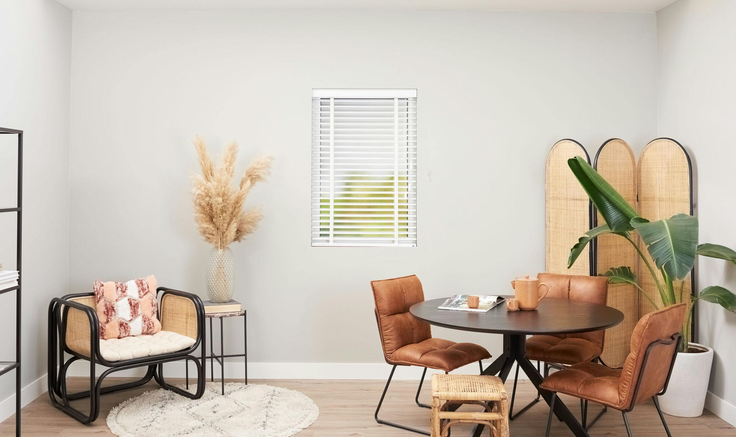 Houten jaloezie 50mm - inhuis plaza