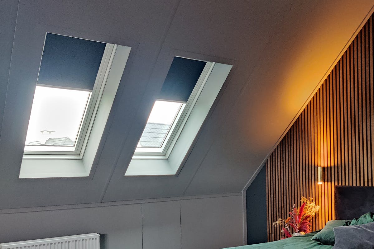 inhuis plaza - Vakkundig gemonteerde Velux raamdecoratie