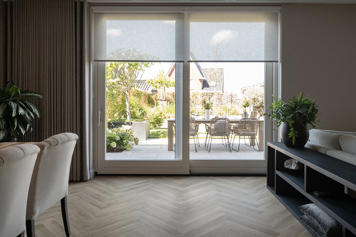 Rolgordijnen schuifpui - inhuis plaza