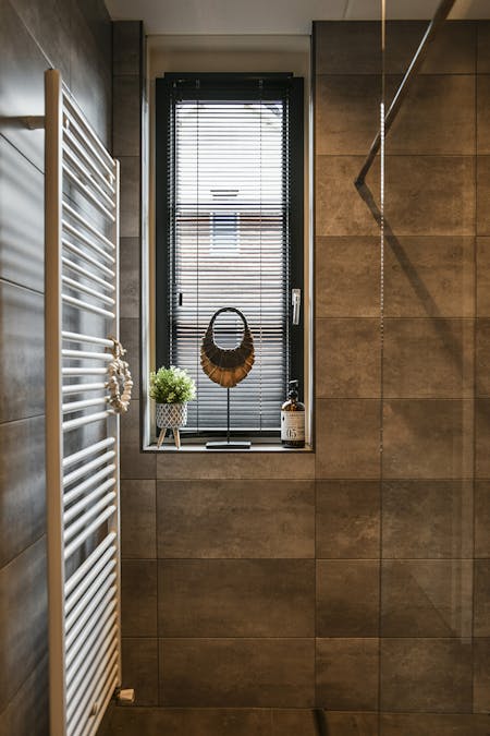 Jaloezieën smal raam