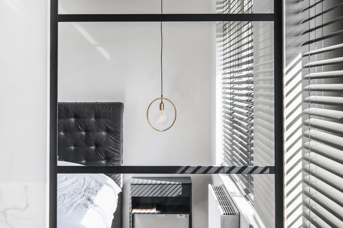 INHUIS - Aluminium jaloezieën in de slaapkamer