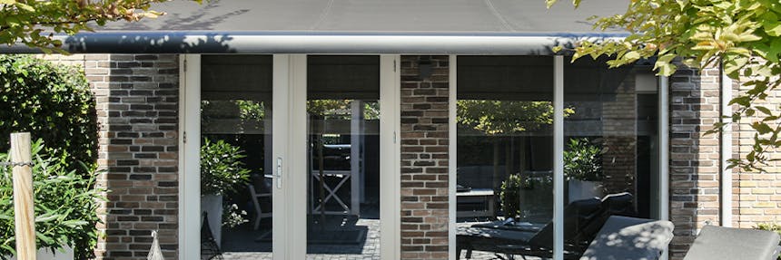 inhuis plaza zonwering Voorschoten