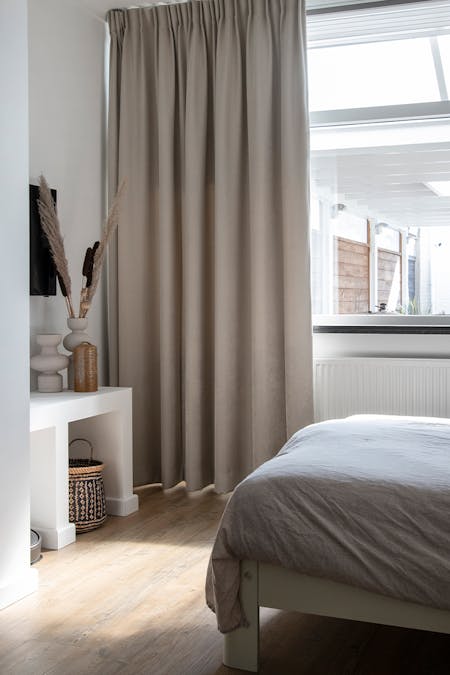 Gordijnen Slaapkamer Kant en Klaar: Perfectie voor Jouw Rustplek () Gordijnen Slaapkamer Kant en Klaar: Perfectie voor Jouw Rustplek