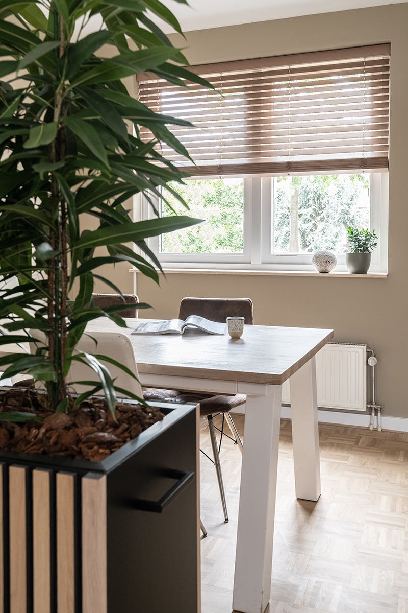 Houten jaloezieën eiken - inhuis plaza