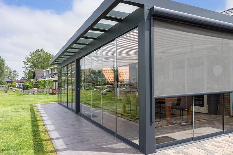 Vakkundig gemonteerde Aluxe terrasoverkappingen