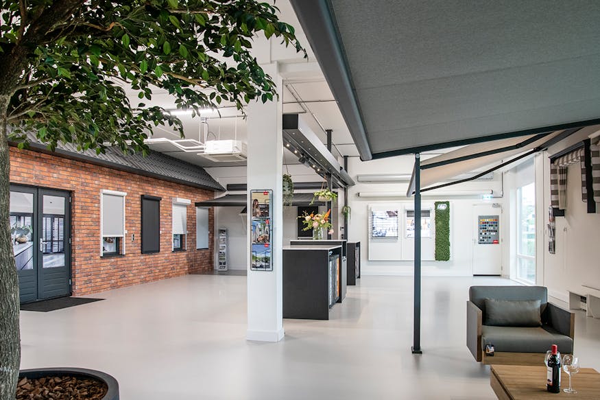 Zonwering Houten - Showroom inhuis plaza Woerden
