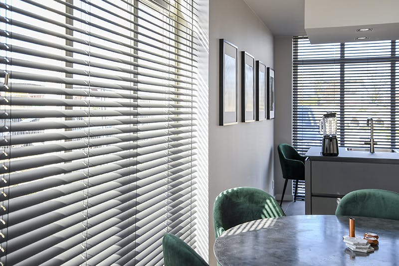 aluminium jaloezieen eetkamer