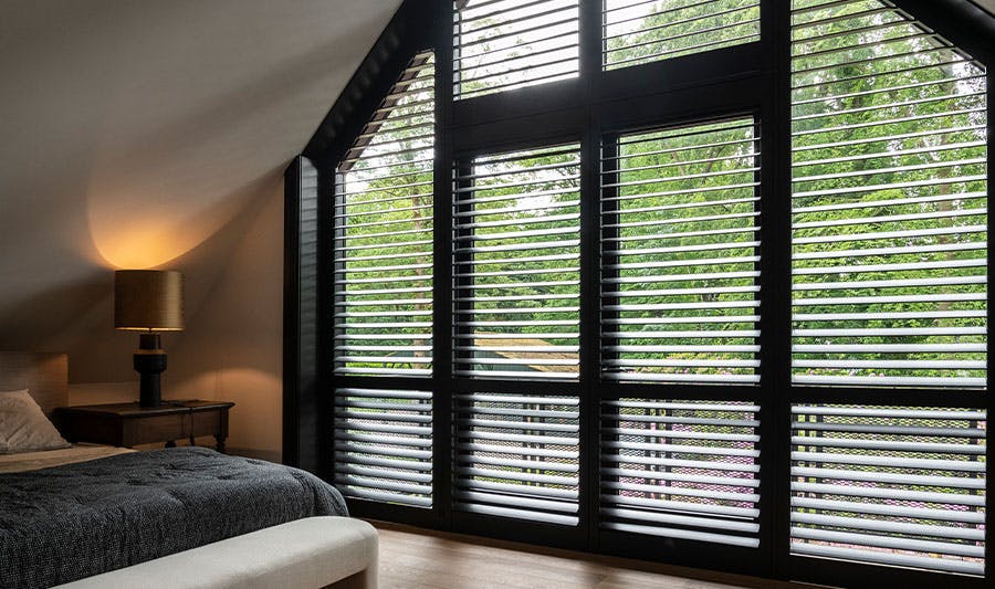 Zwarte shutters Blend