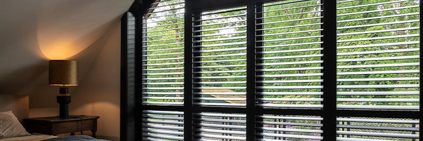 Zwarte shutters Blend