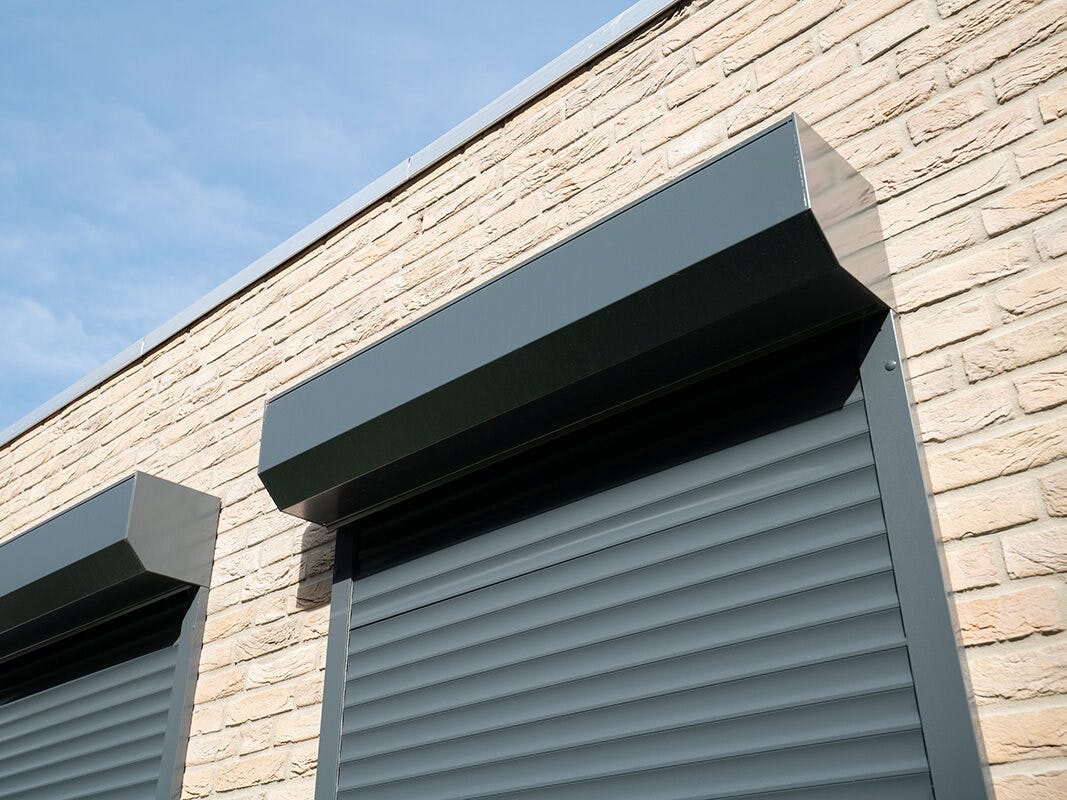 Kapmaat rolluiken inhuis plaza