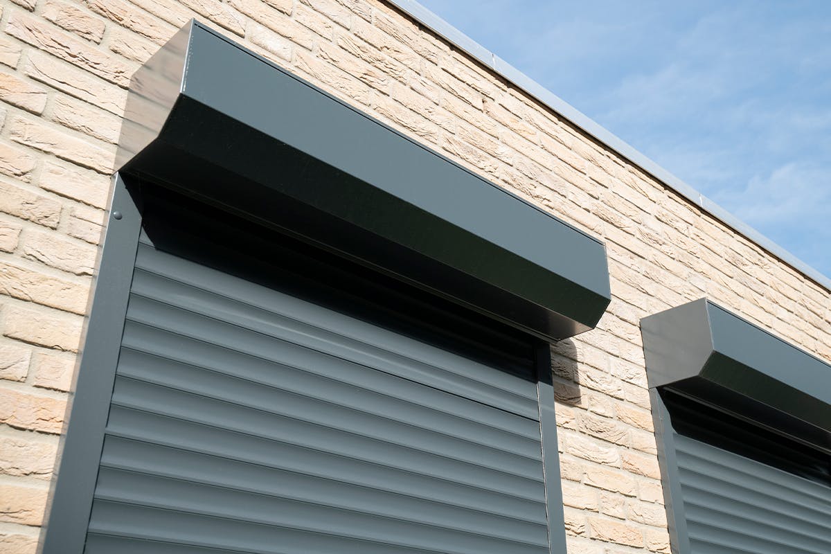 Rolluiken van inhuis