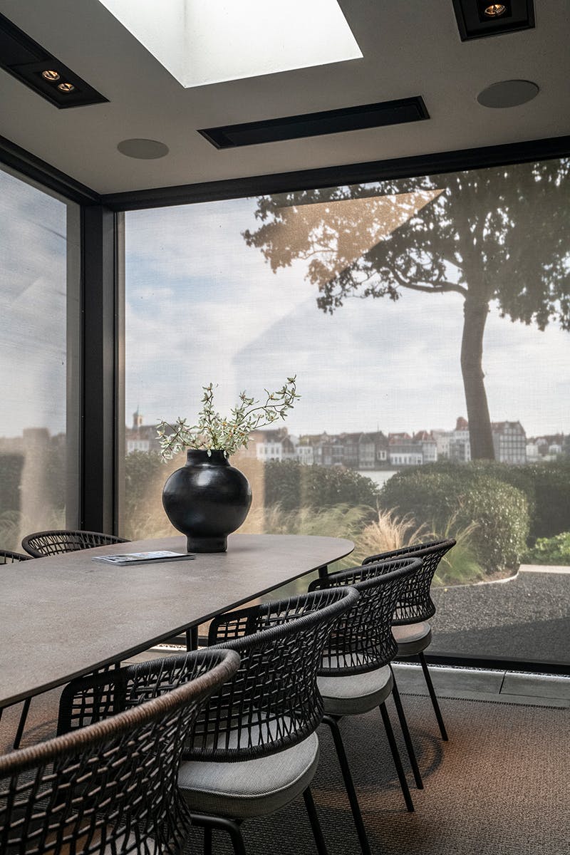 Screen overkapping gesloten - inhuis plaza