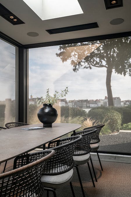 Screen overkapping gesloten - inhuis plaza