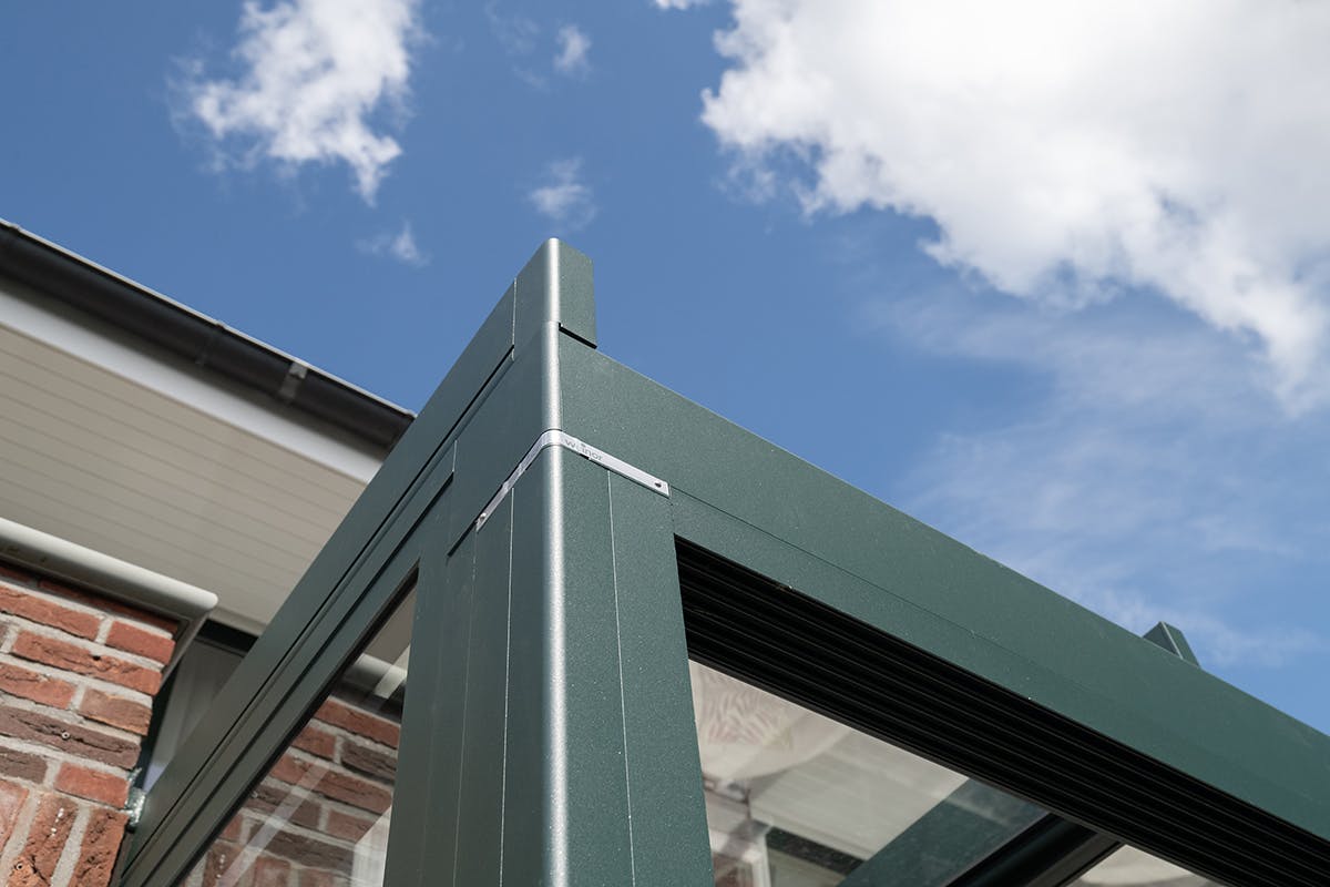 Systeemkleur glazen overkapping - inhuis plaza