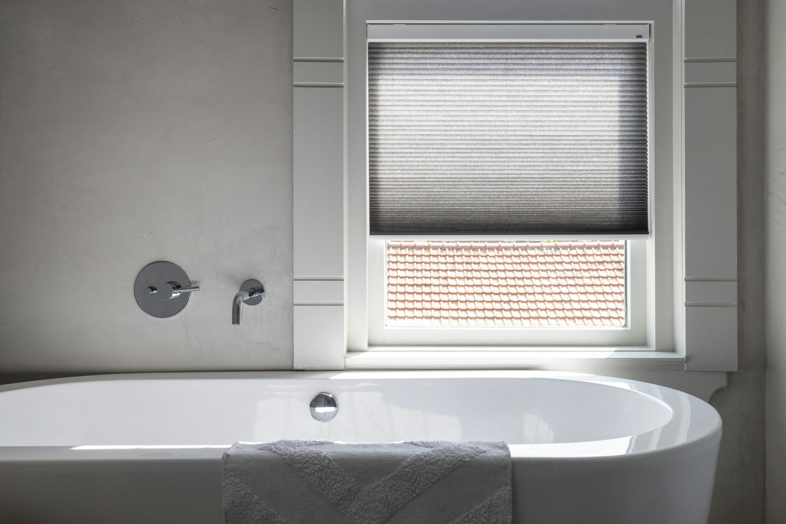 Banner Blog kleine vierkante badkamer - inhuis plaza