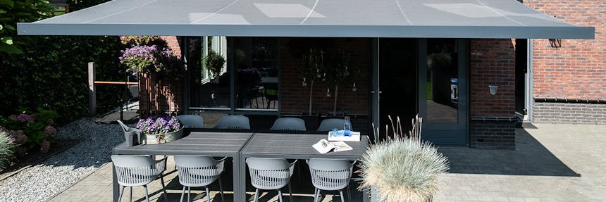 Header 5x zonwering openslaande deuren - inhuis plaza