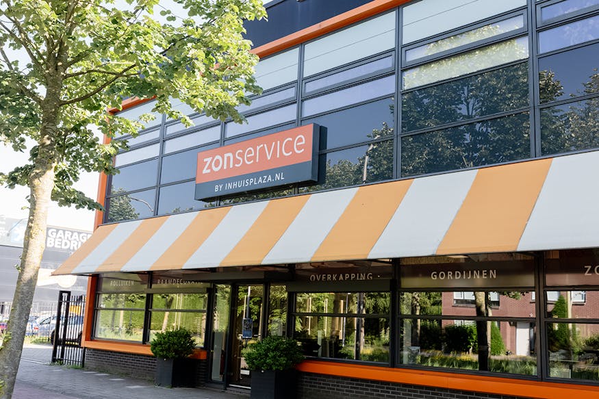 Showroom Voorschoten aanzicht