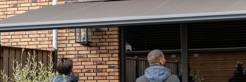 Zonneschermdoek vervang incl montage - inhuis plaza