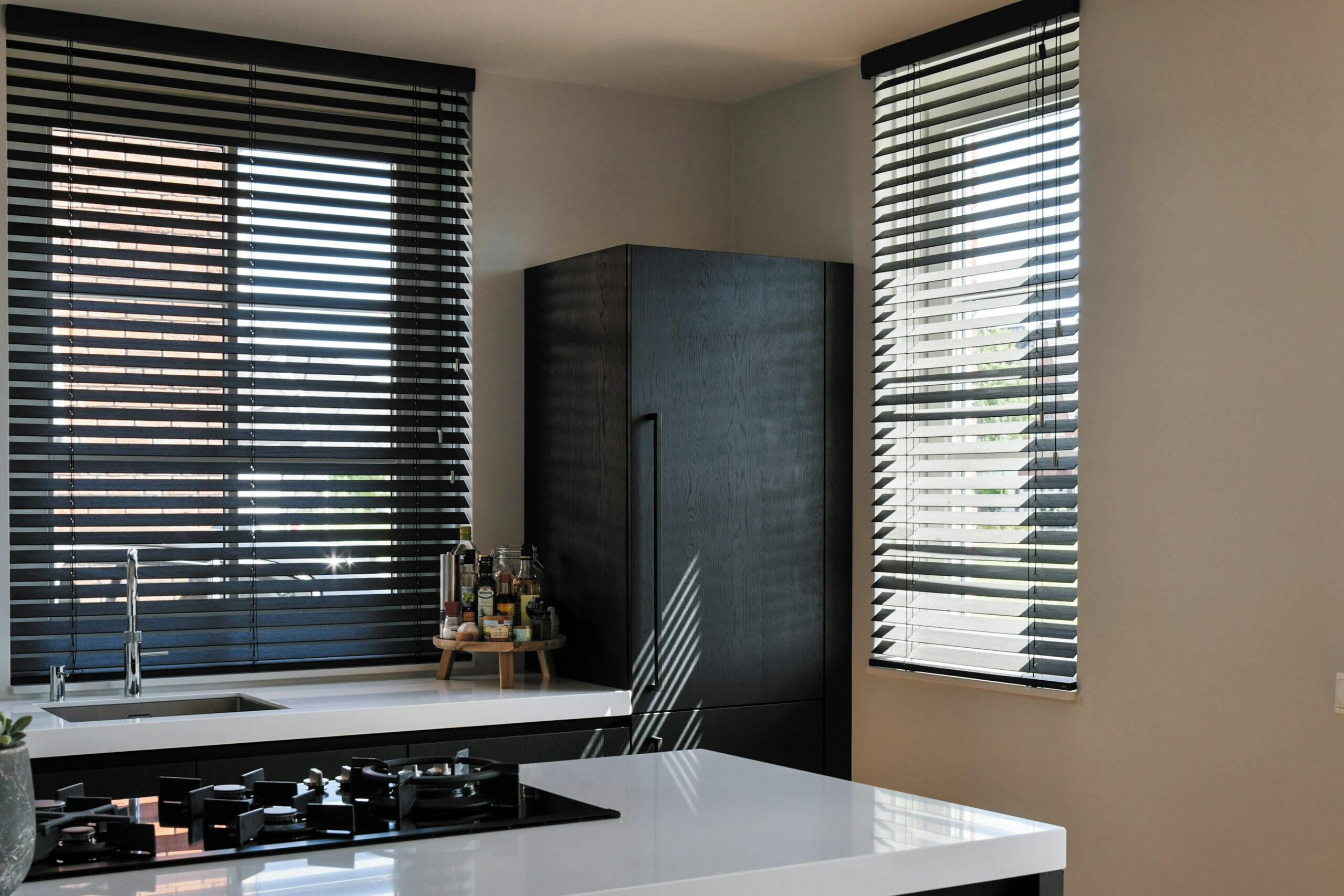 Raamdecoratie keuken jaloezie