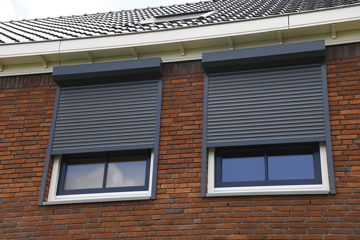 Onderhoud rolluiken Zo verleng je de levensduur - inhuis
