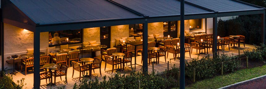 Horeca zonwering bij inhuis plaza