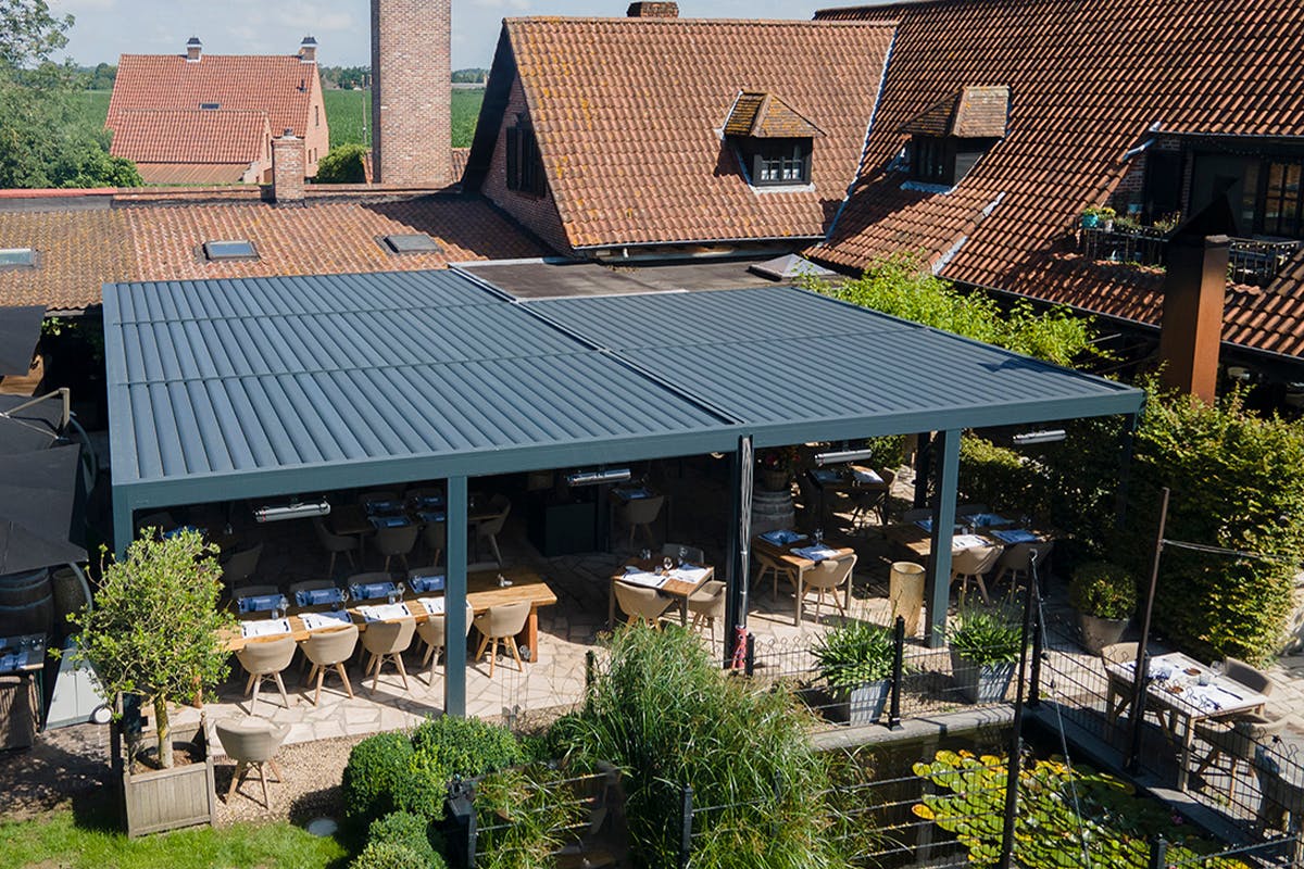 Horeca zonwering - lamellendak (3)