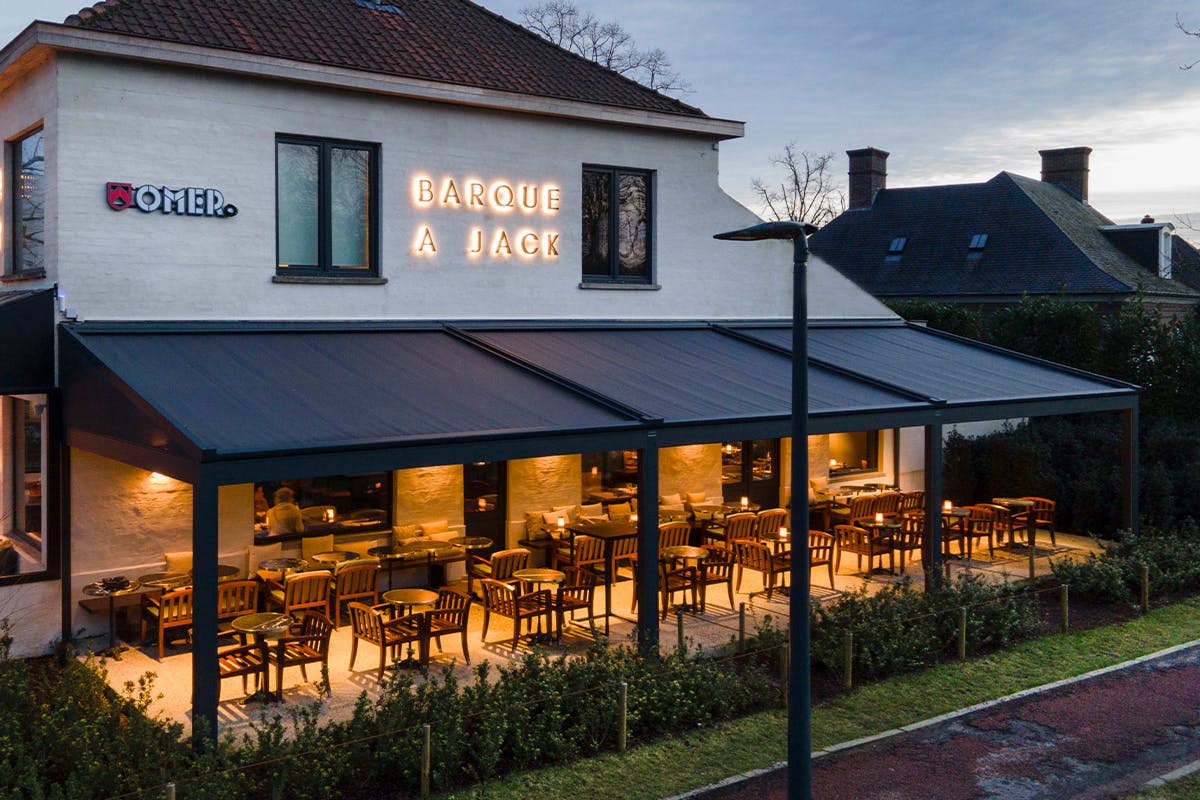 Horeca zonwering - pergola zonwering (4)