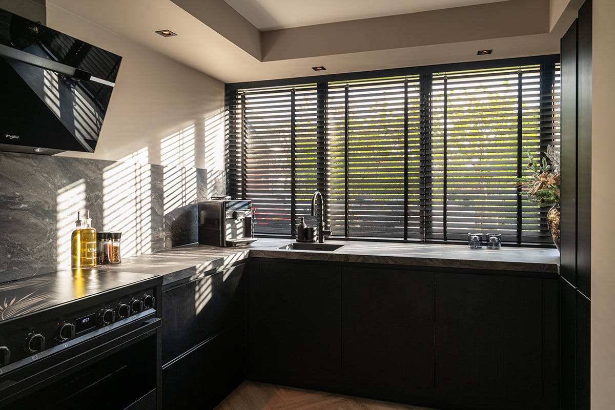 houten jaloezieen 90 cm breed inhuis