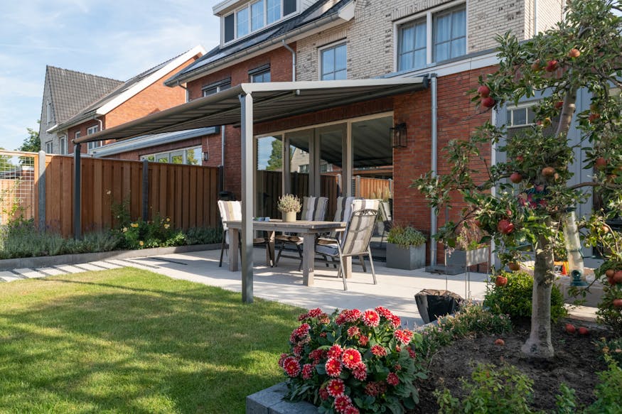 Zonnescherm op steunpalen - B128