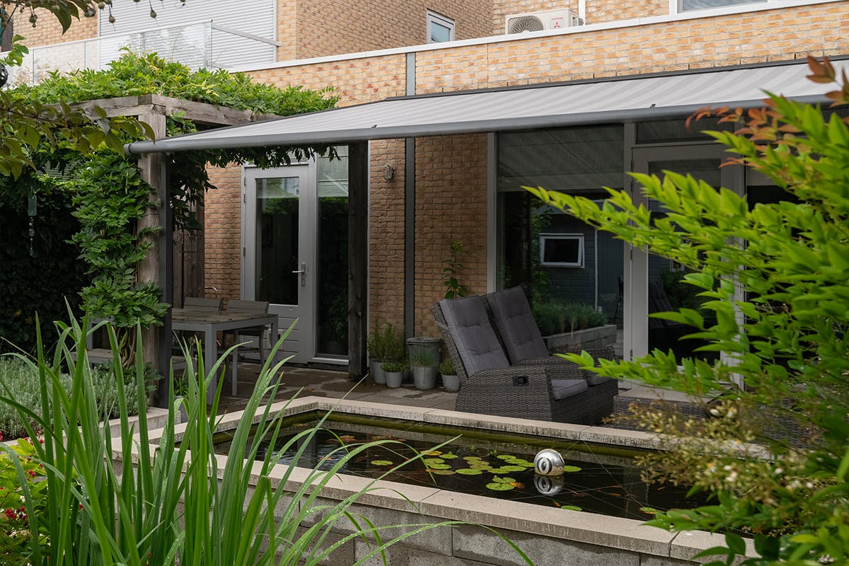 Zonnescherm op steunpalen - Plaza Viva