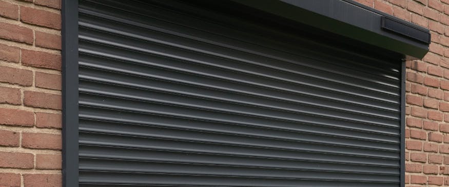 Rolluik 3 meter breed bij inhuis plaza