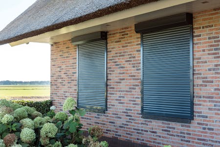 Rolluiken vervangen inhuis plaza