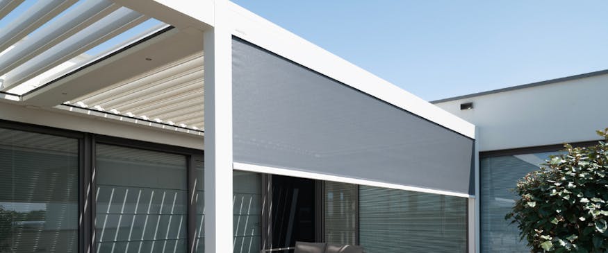 Windvaste screens bij inhuis plaza