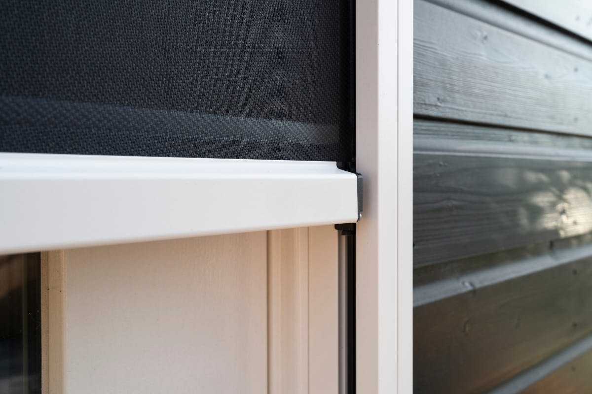 Zipscreens