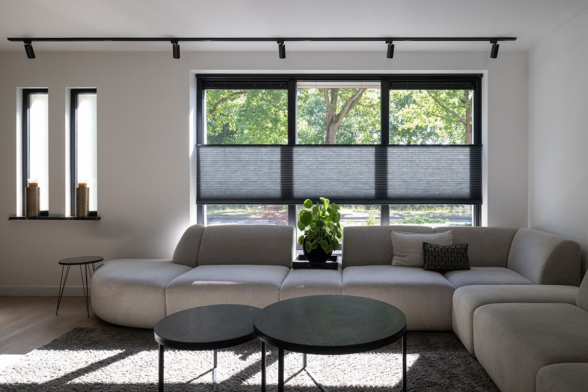 Voordelen plisségordijnen op maat bij inhuis plaza