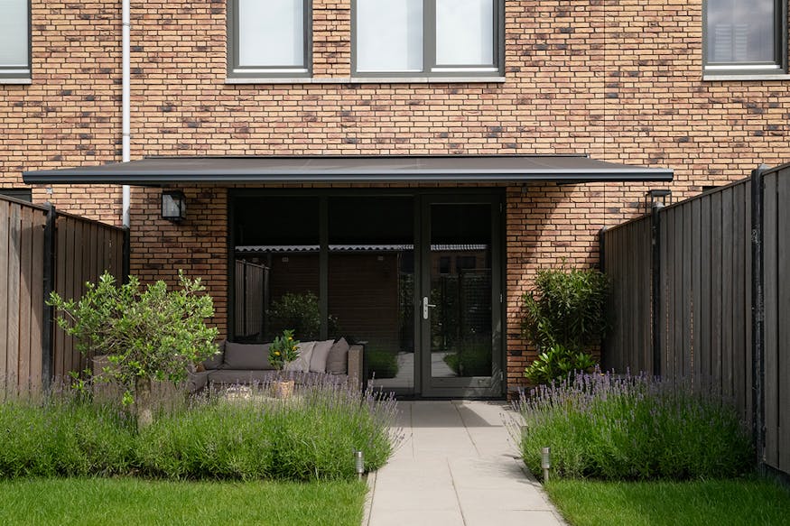 Zonnescherm 4 meter breed inhuis plaza