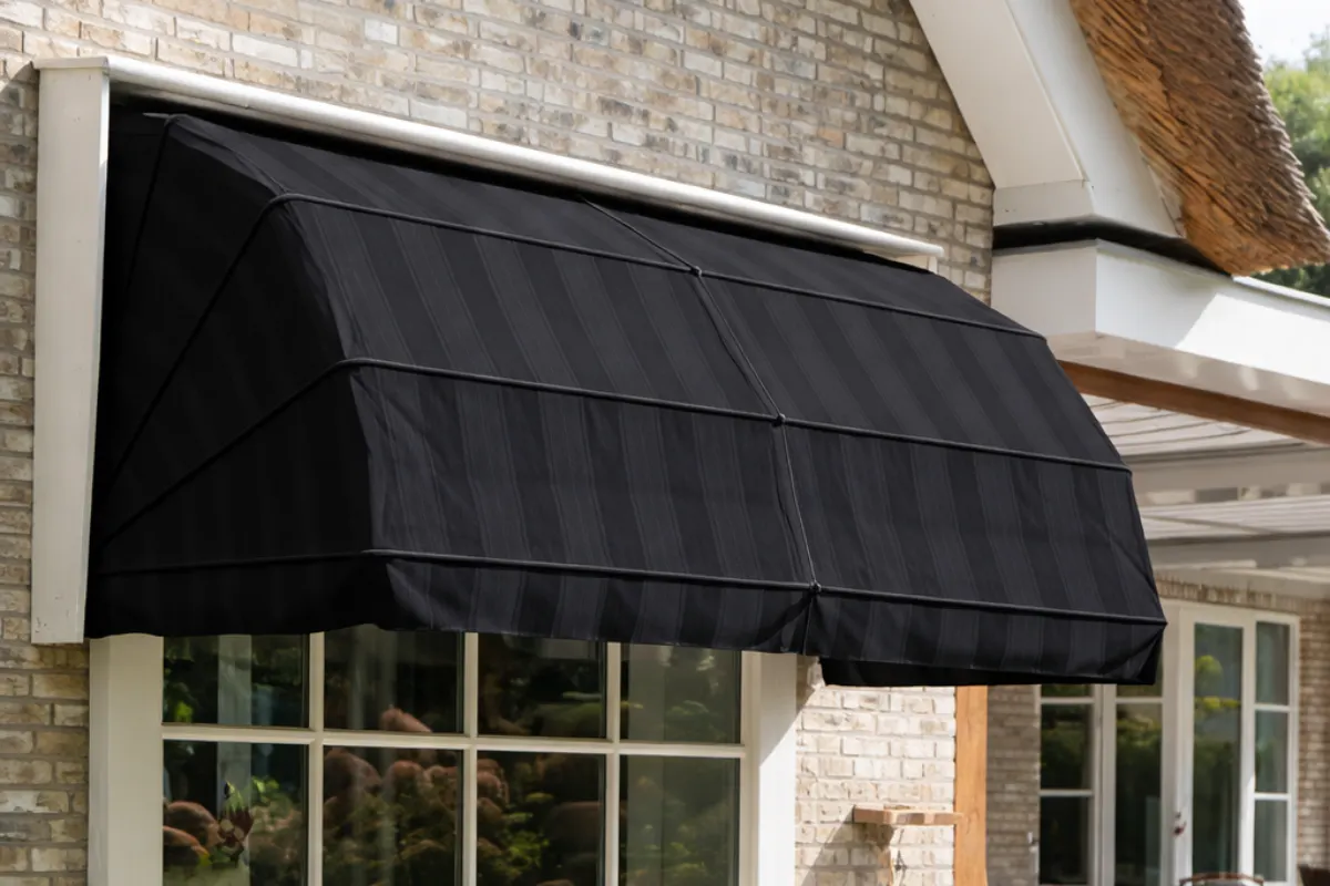 Markiezen zwart landelijk inhuis plaza